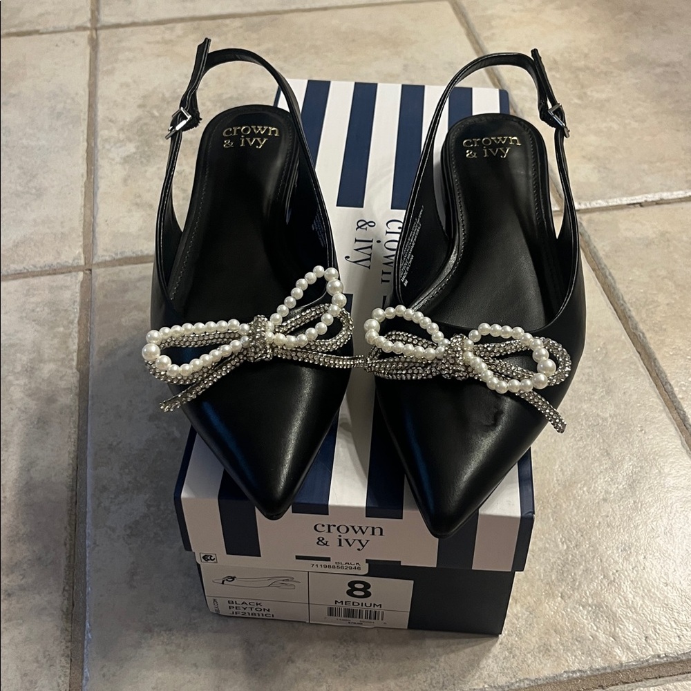 Crown & Ivy™ Peyton Flats in Black - Picture 12 of 16